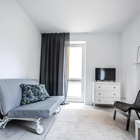 Nadbystrzycka No. 02 Apartment