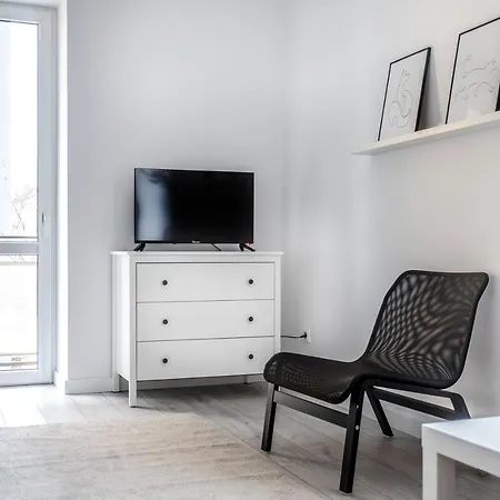 Apartment Nadbystrzycka No. 02